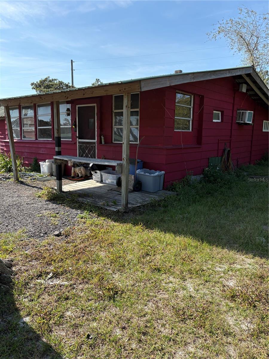 Image 11 of 25 For 1045 Buckles Road