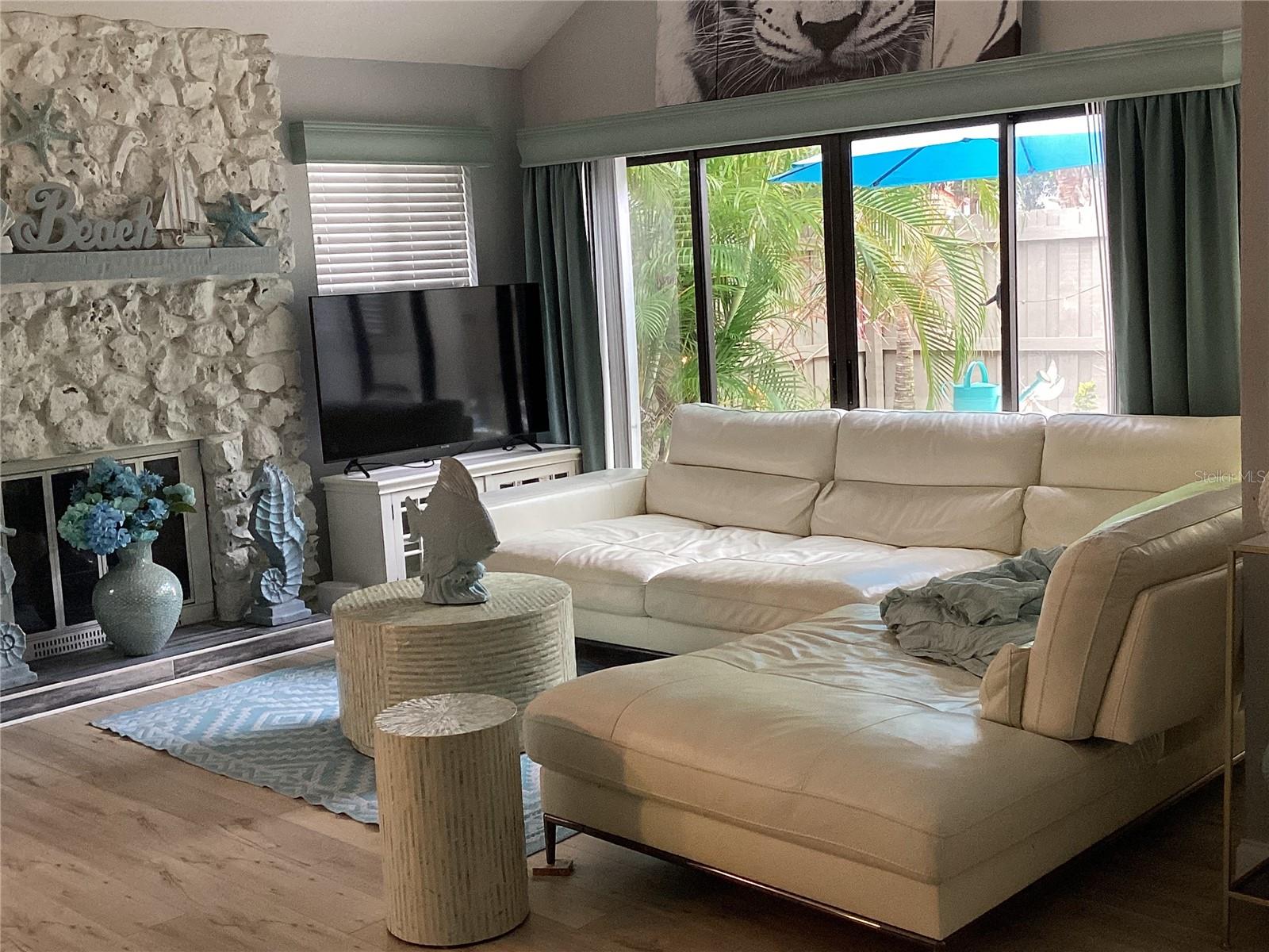 Image 3 of 61 For 216 Pine Cone Trail