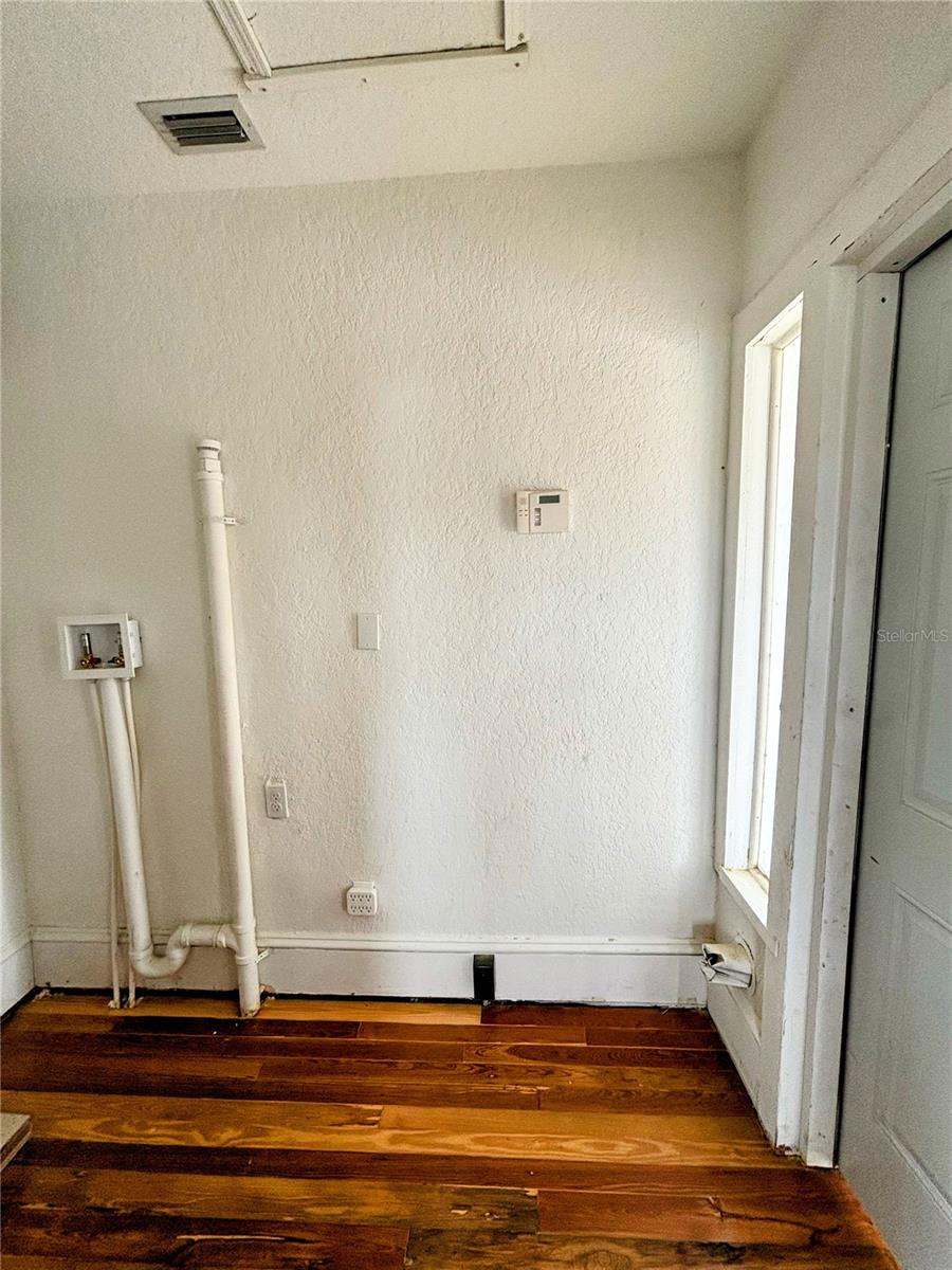 Image 21 of 21 For 616 Dixie Freeway