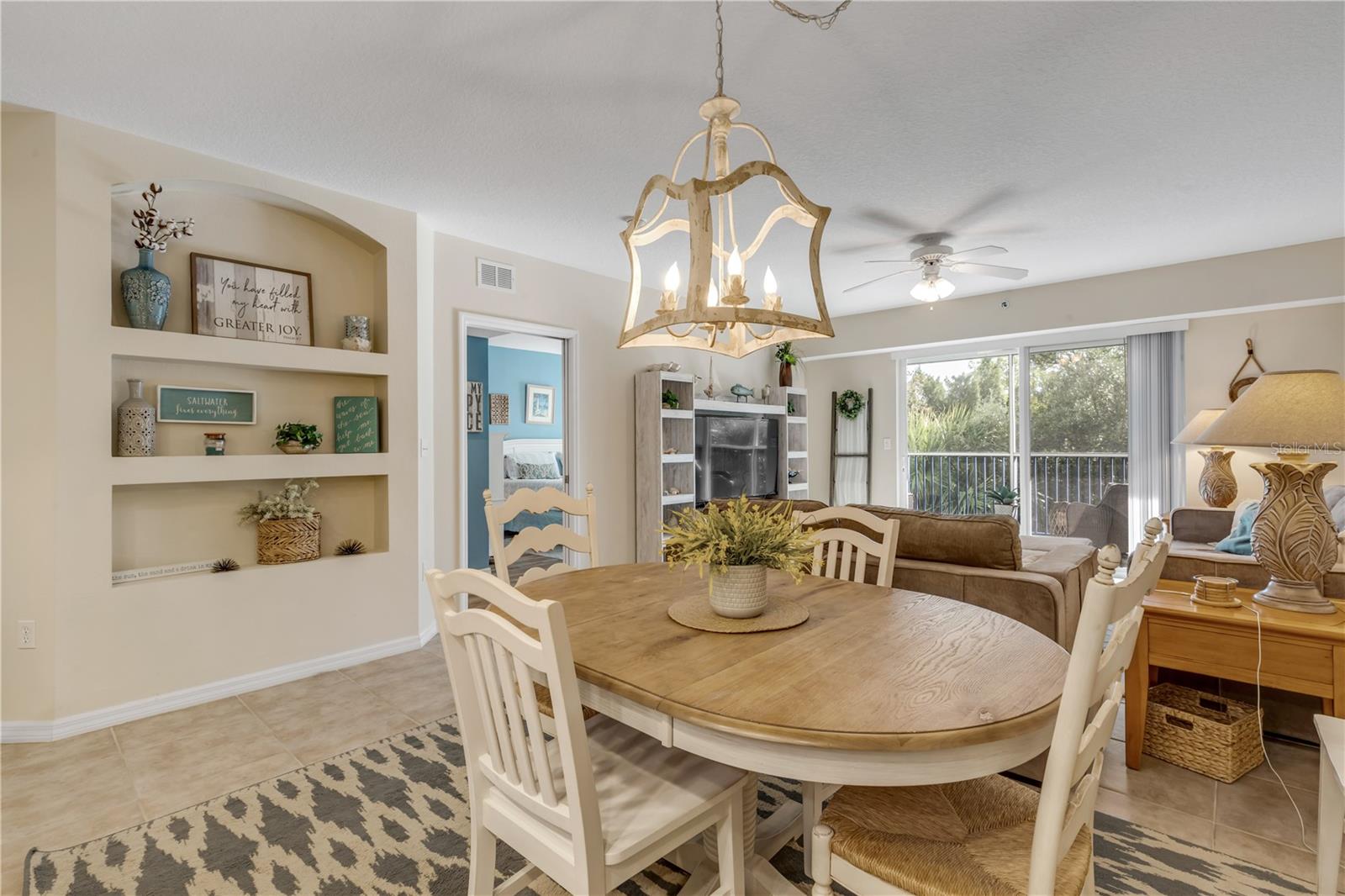 Image 17 of 46 For 5300 Atlantic Avenue 16-205