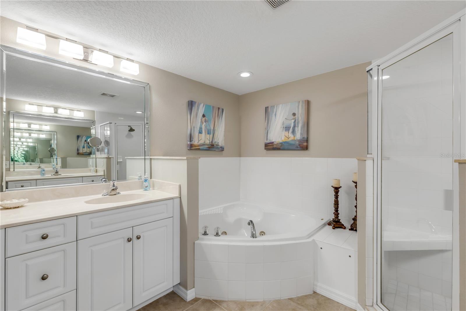 Image 28 of 46 For 5300 Atlantic Avenue 16-205