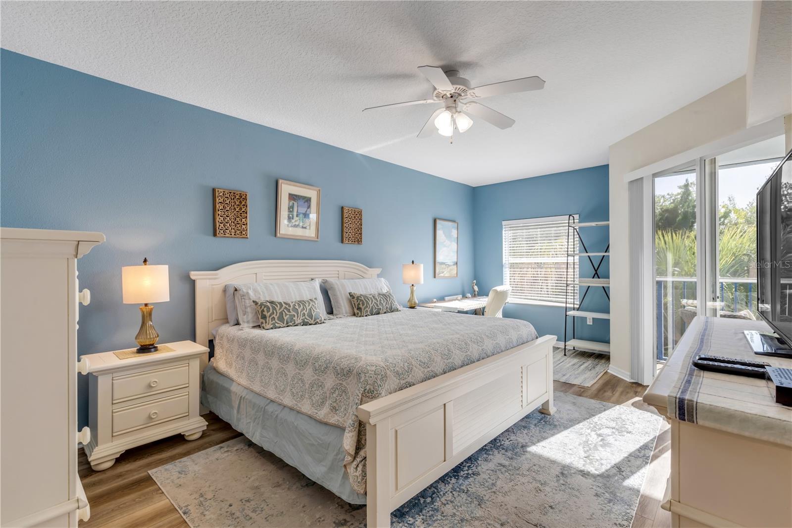 Image 3 of 46 For 5300 Atlantic Avenue 16-205