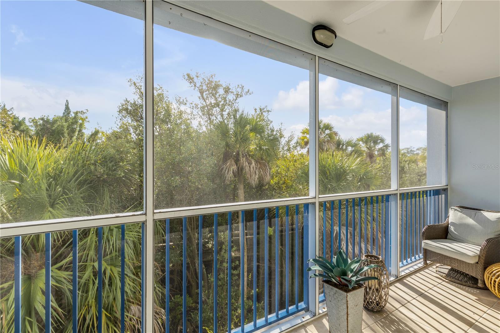 Image 32 of 46 For 5300 Atlantic Avenue 16-205