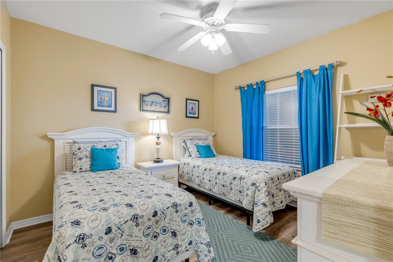 Image 8 of 46 For 5300 Atlantic Avenue 16-205