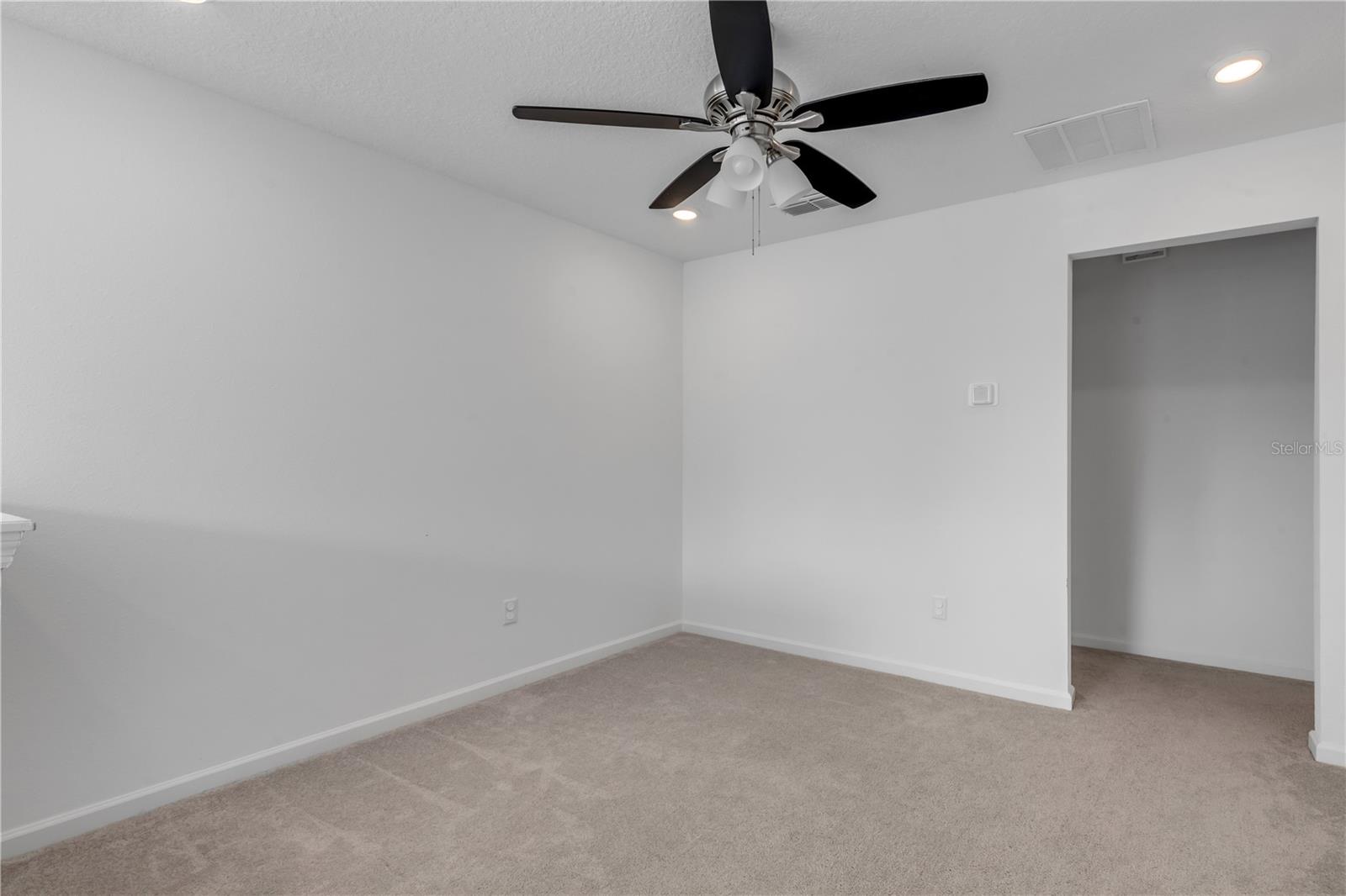 Image 32 of 69 For 71 River Strand Lane