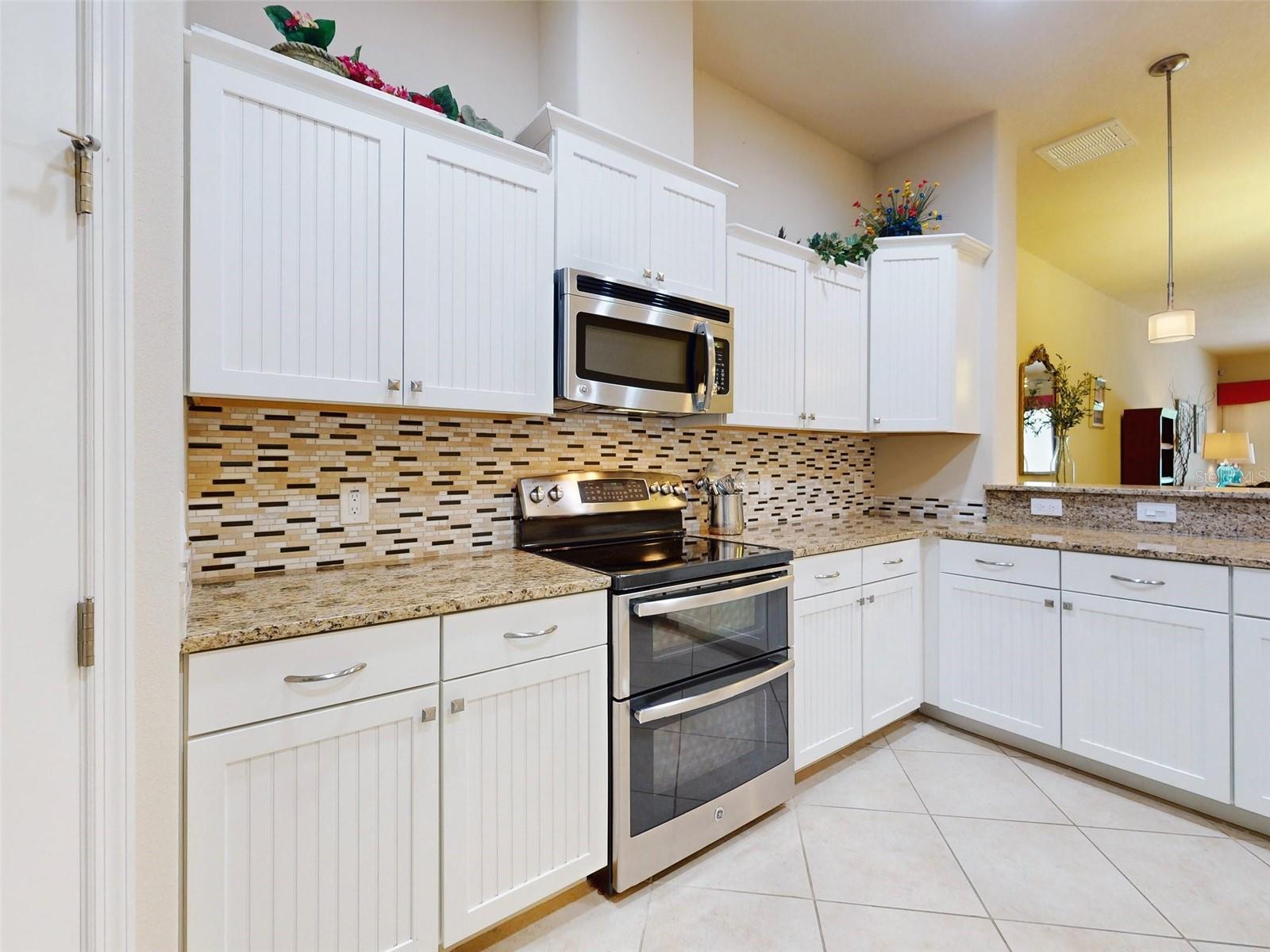 Image 13 of 53 For 3403 Torre Boulevard