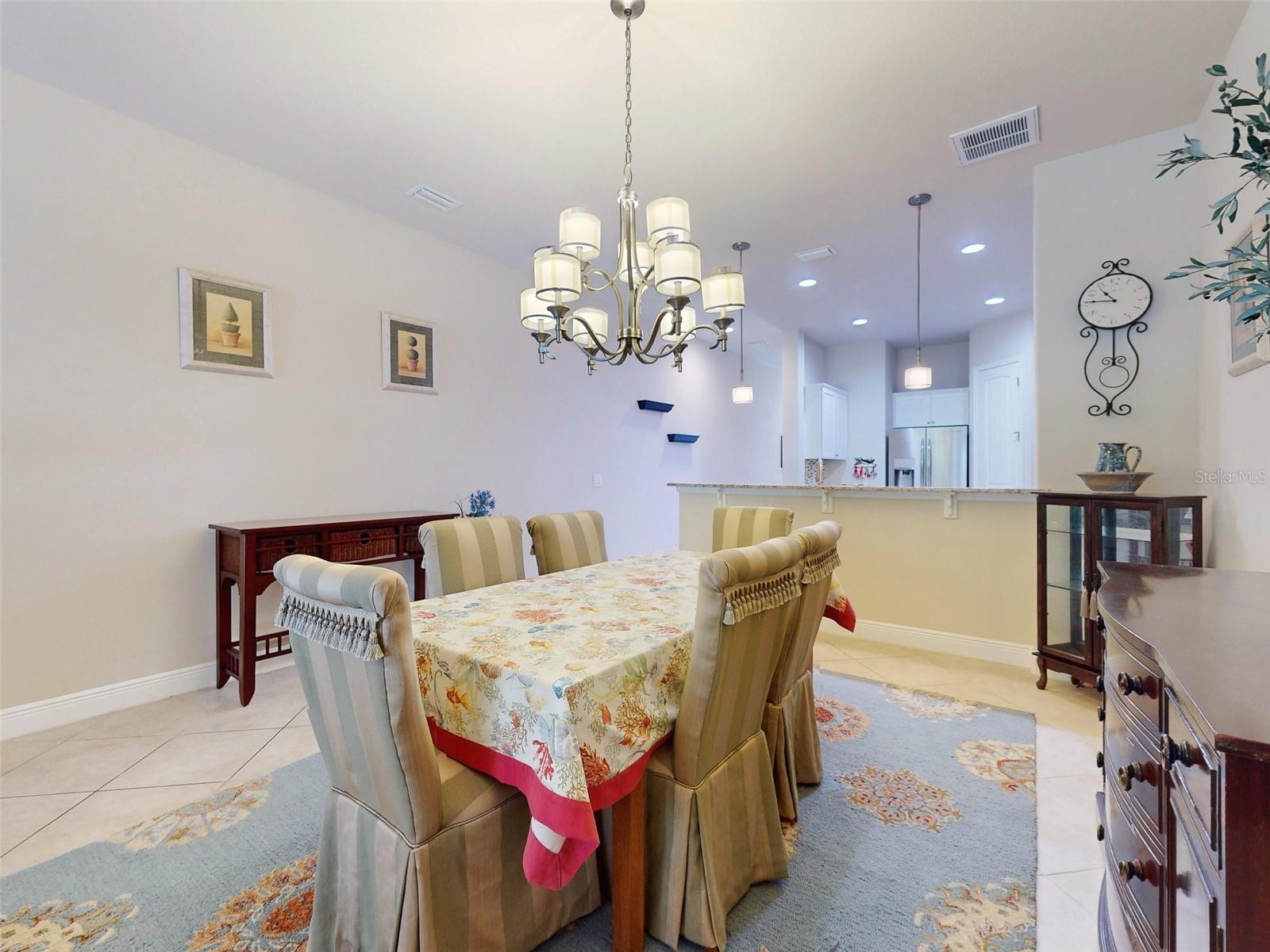 Image 21 of 53 For 3403 Torre Boulevard