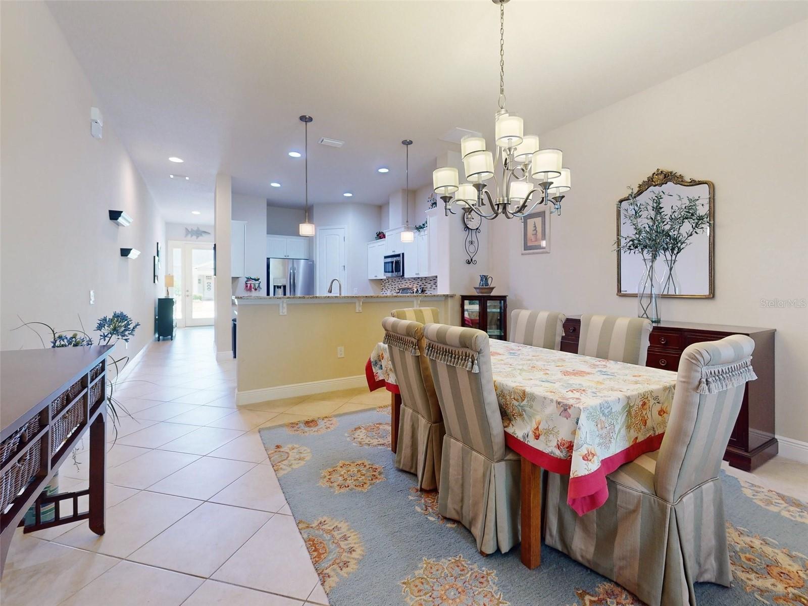 Image 22 of 53 For 3403 Torre Boulevard