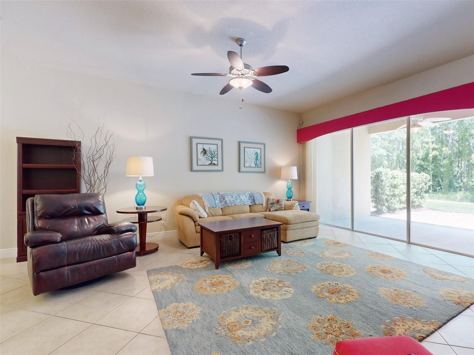 Image 24 of 53 For 3403 Torre Boulevard