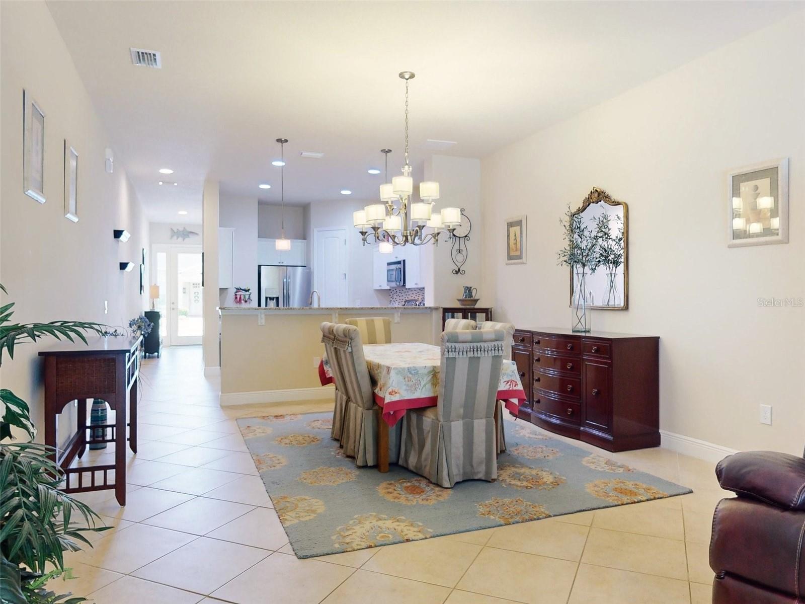 Image 27 of 53 For 3403 Torre Boulevard