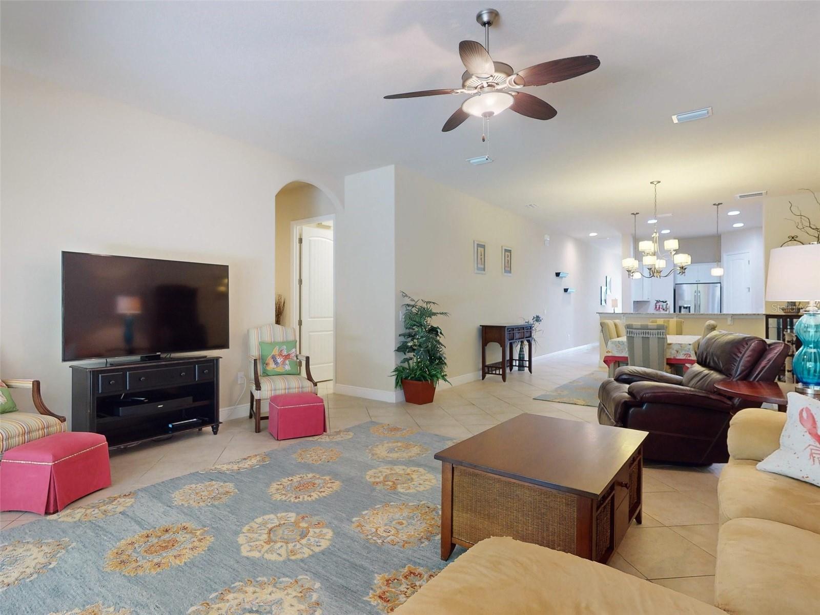 Image 28 of 53 For 3403 Torre Boulevard