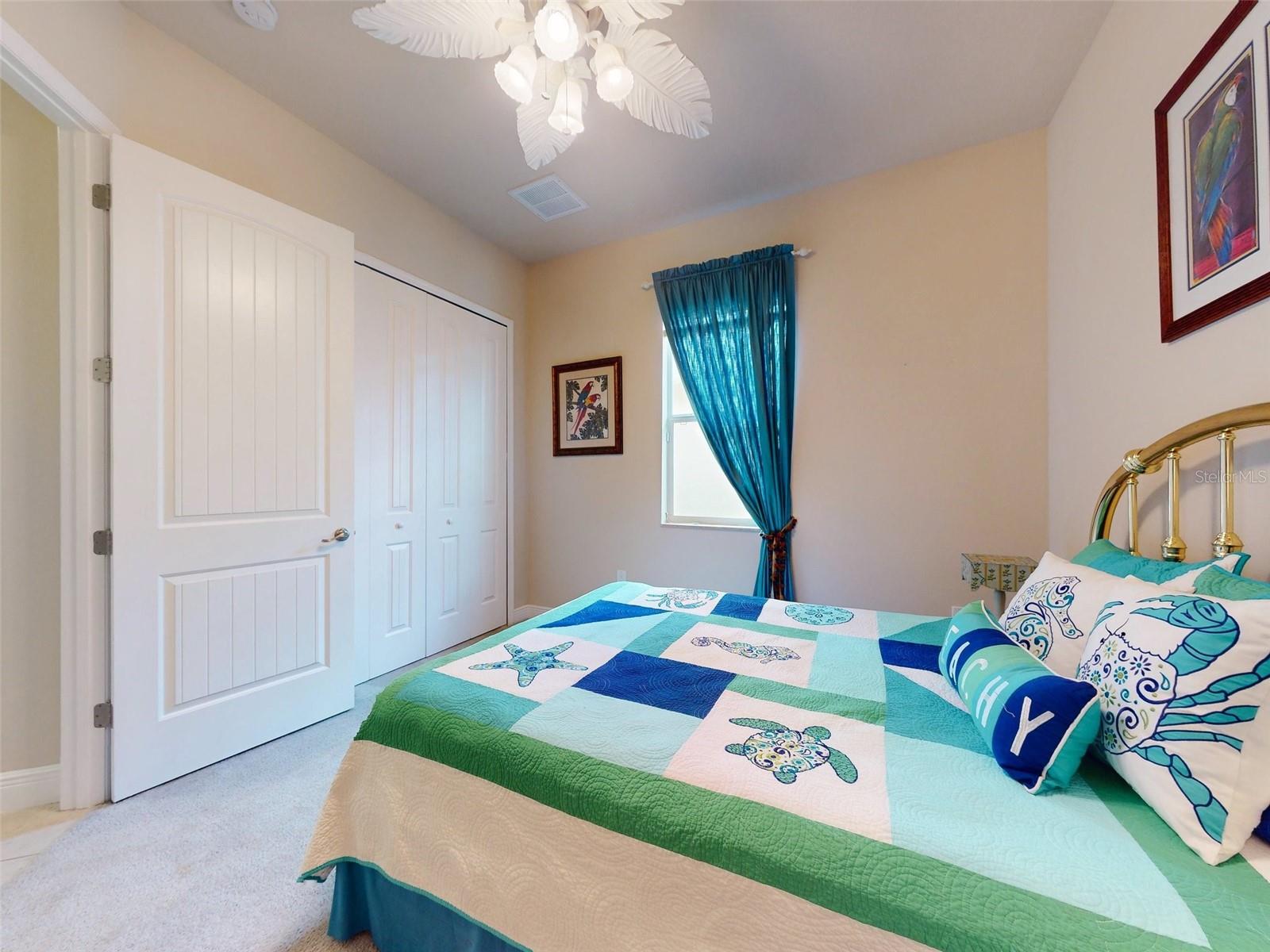 Image 42 of 53 For 3403 Torre Boulevard