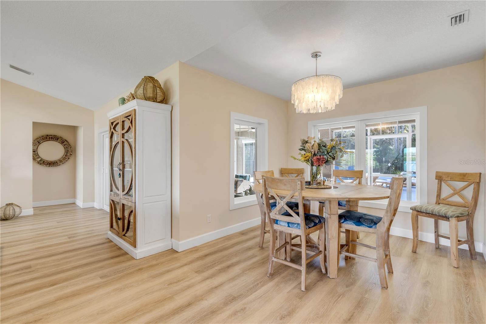 Image 12 of 80 For 2760 Pearl Lake Trail