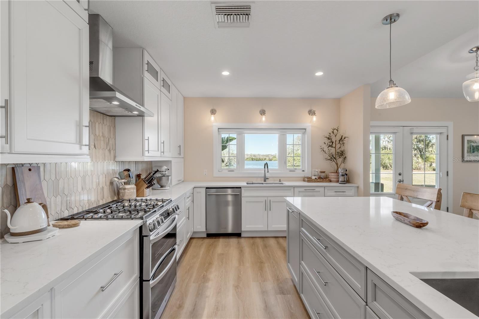 Image 25 of 80 For 2760 Pearl Lake Trail