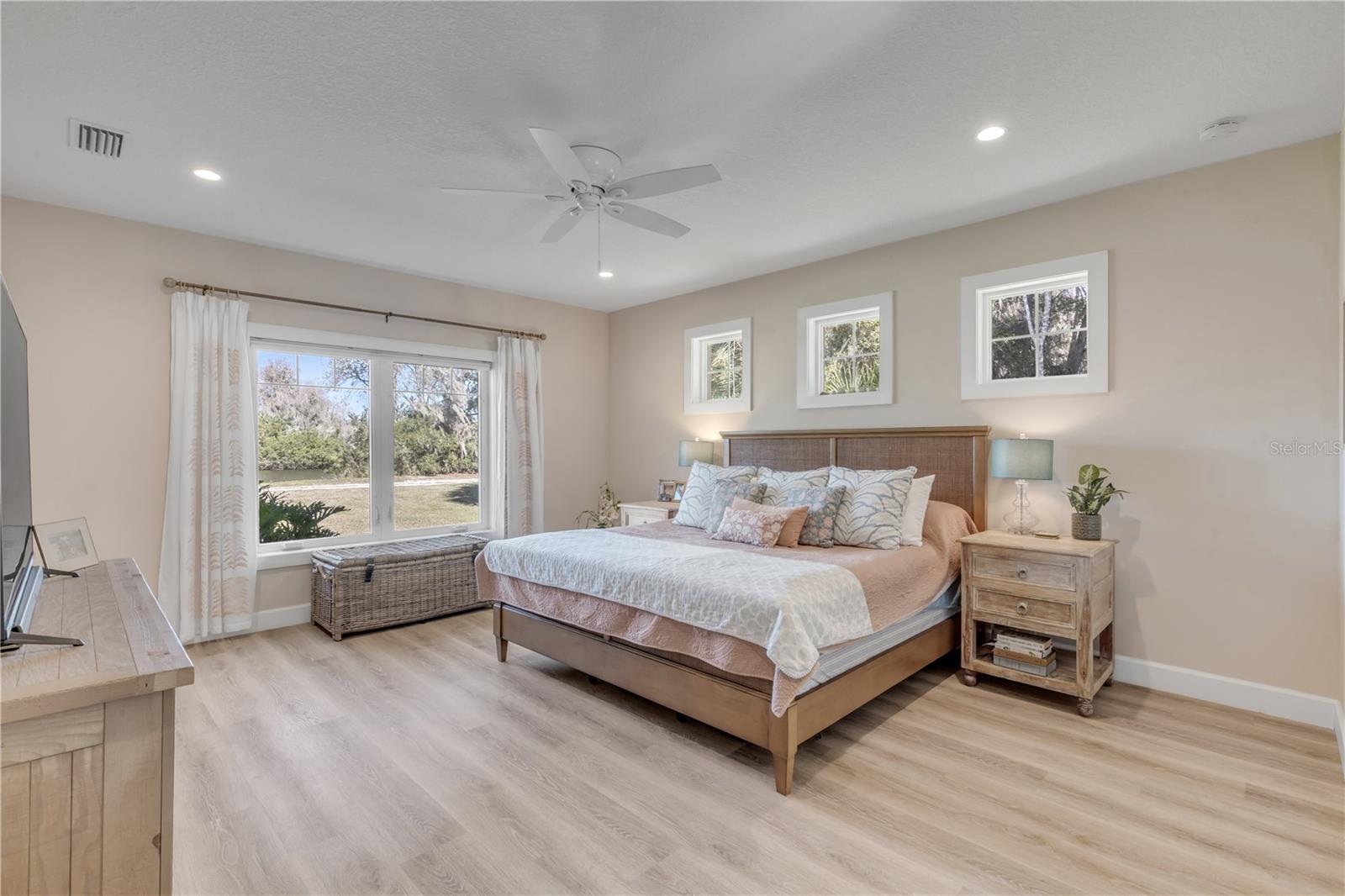 Image 5 of 80 For 2760 Pearl Lake Trail