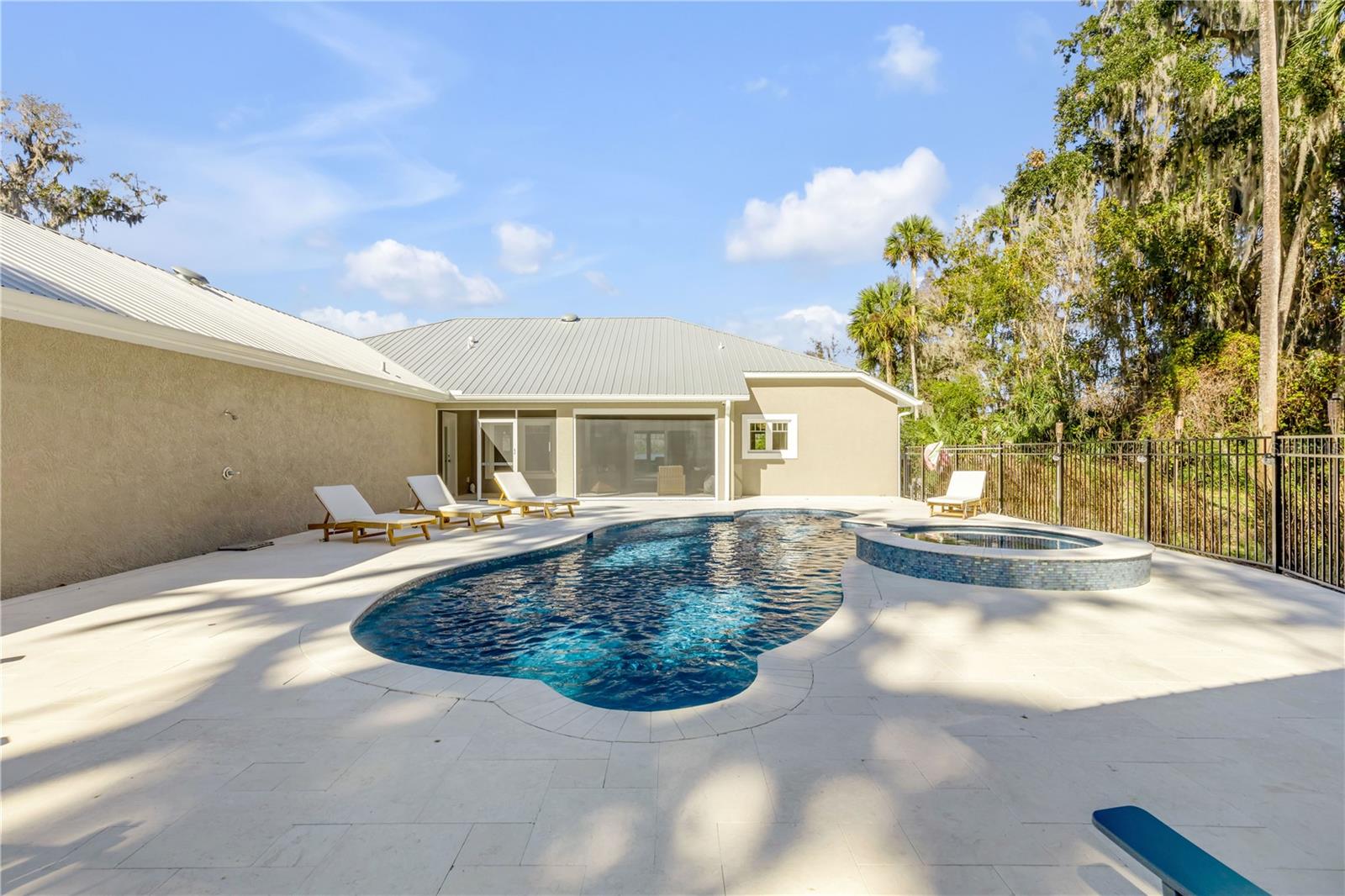 Image 60 of 80 For 2760 Pearl Lake Trail