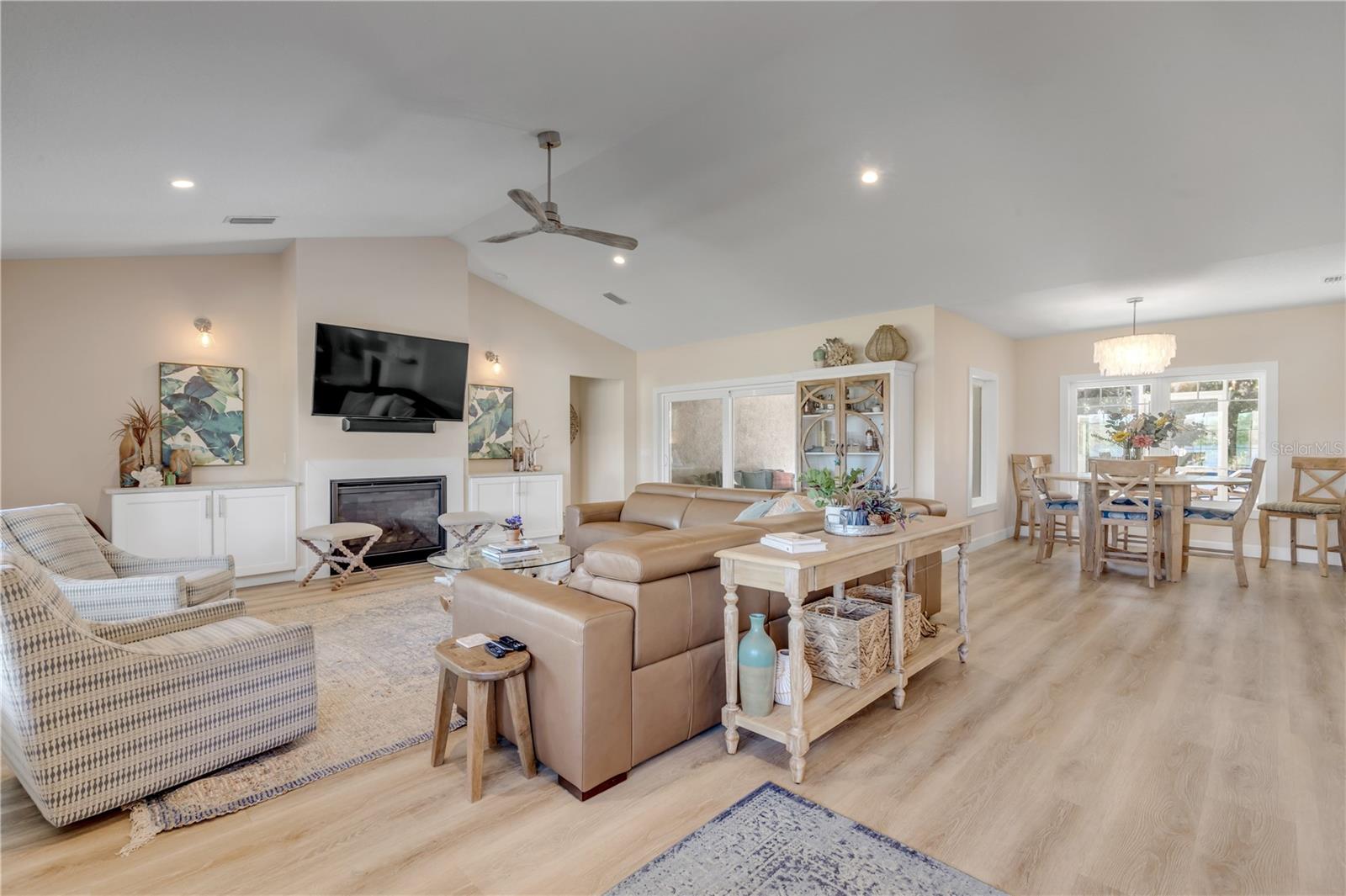 Image 7 of 80 For 2760 Pearl Lake Trail