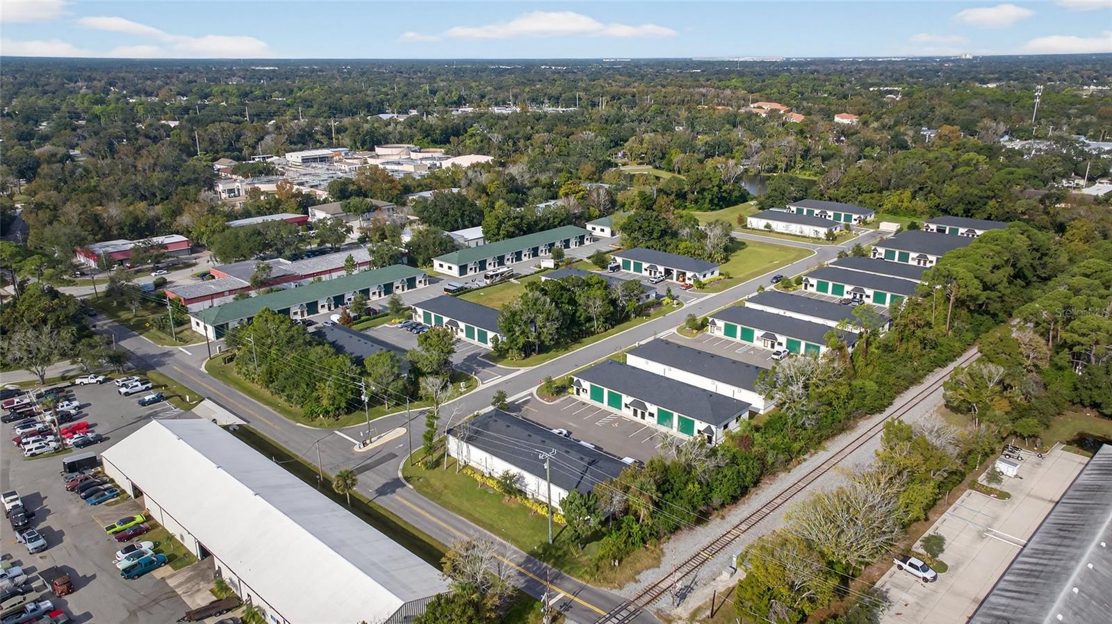 Image 24 of 40 For 601 Oak Street C & D