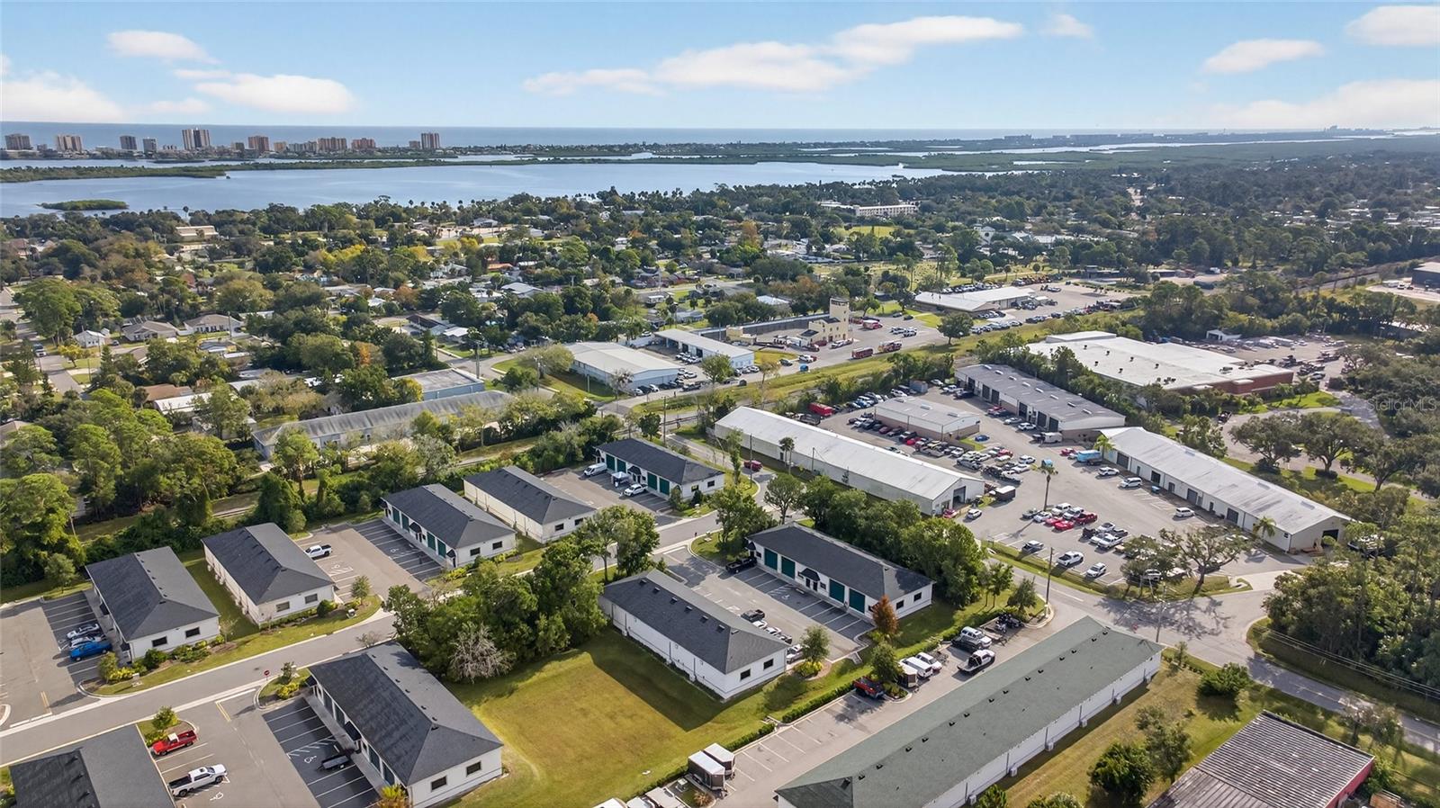 Image 30 of 40 For 601 Oak Street C & D