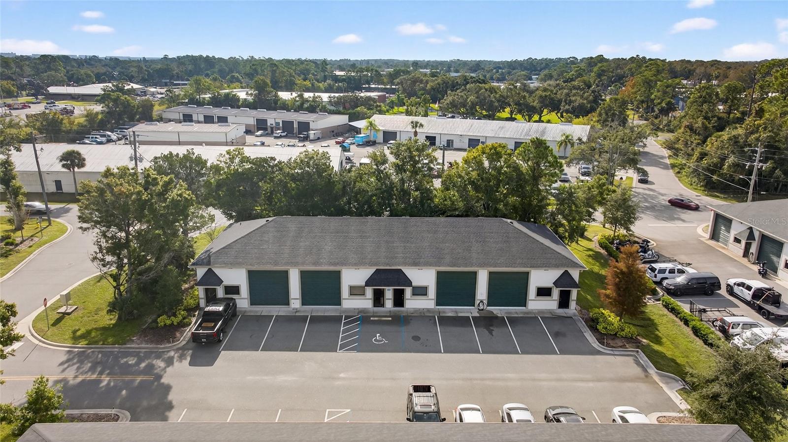 Image 33 of 40 For 601 Oak Street C & D