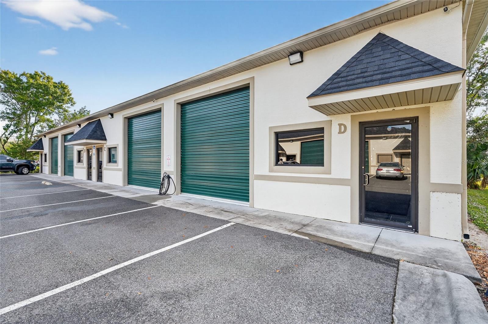 Image 37 of 40 For 601 Oak Street C & D