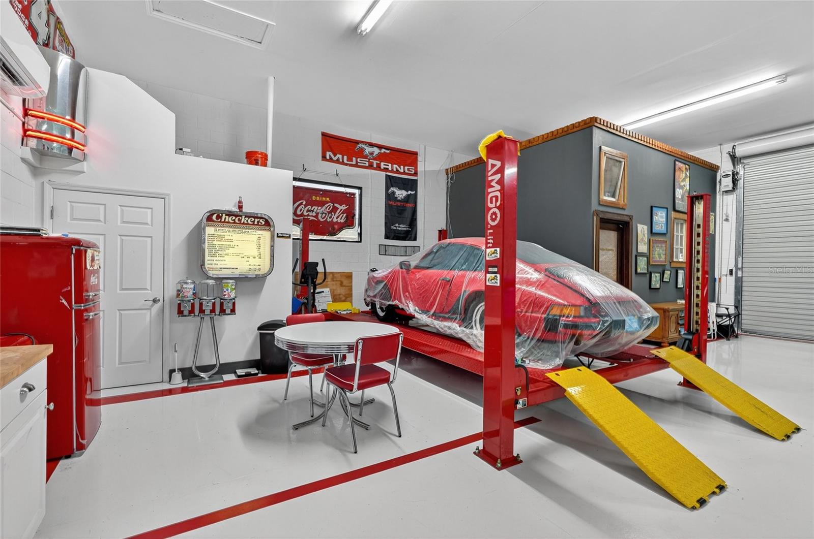 Image 9 of 40 For 601 Oak Street C & D