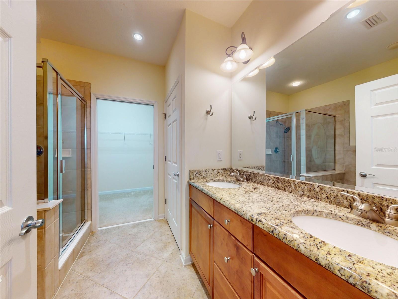 Image 40 of 87 For 1938 Turnbull Lakes Drive