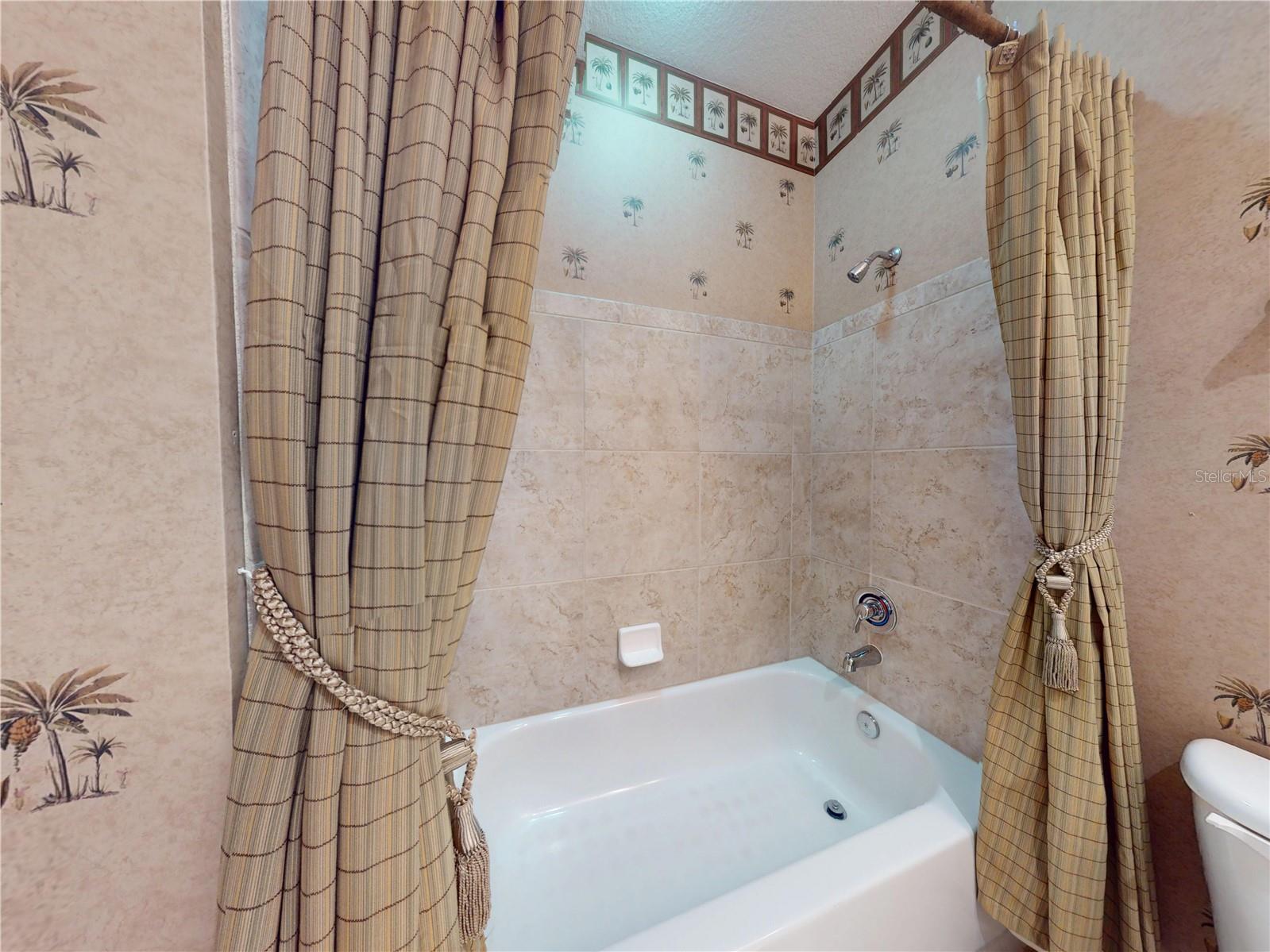 Image 50 of 87 For 1938 Turnbull Lakes Drive