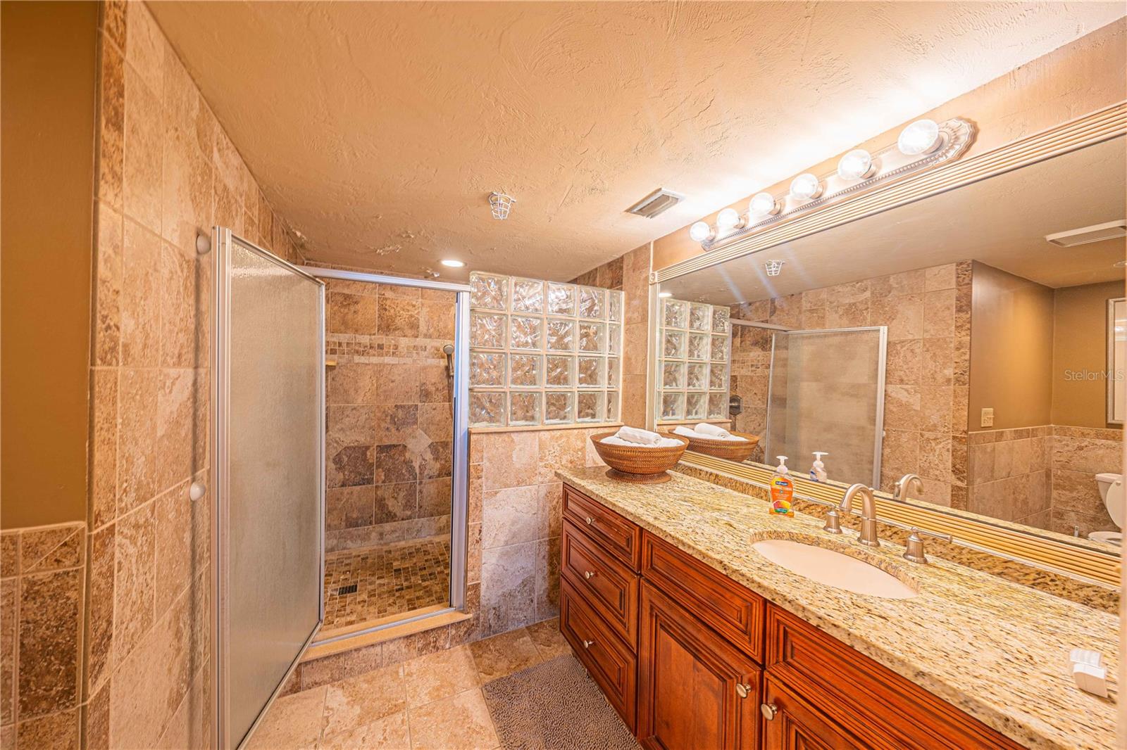 Image 19 of 27 For 3855 Atlantic Avenue 1004