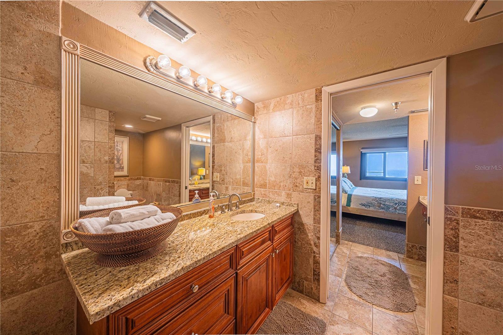 Image 20 of 27 For 3855 Atlantic Avenue 1004