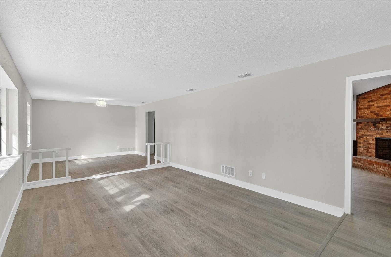 Image 2 of 49 For 310 Country Circle Drive W