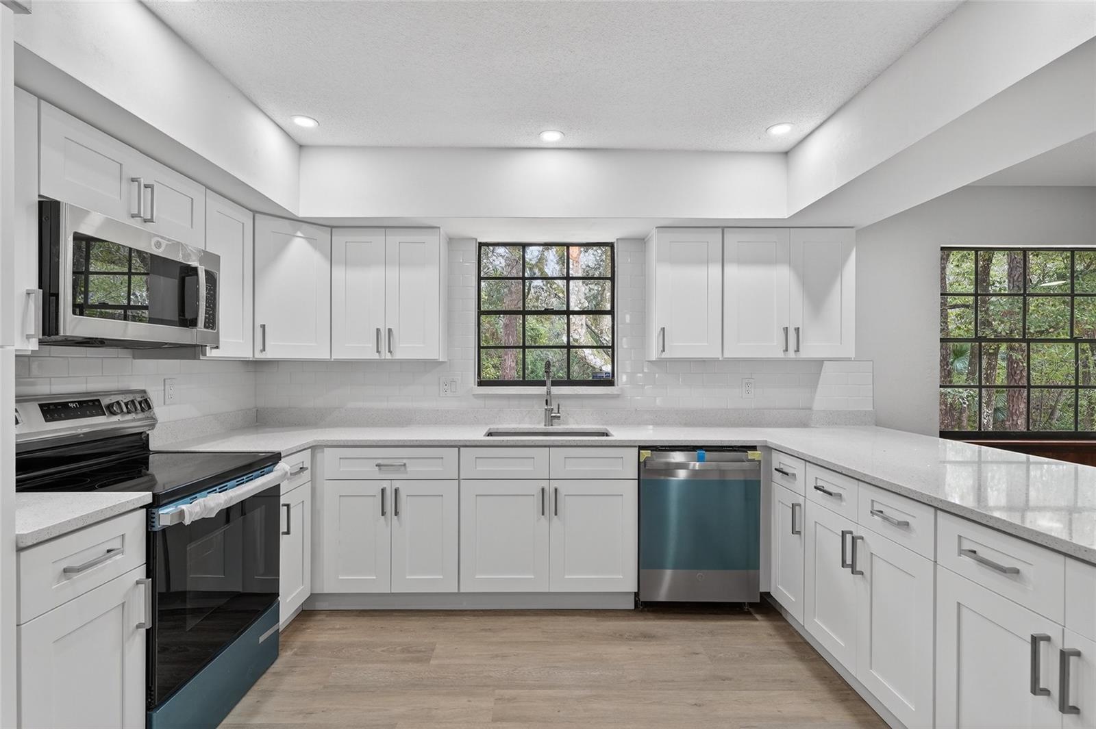 Image 26 of 49 For 310 Country Circle Drive W