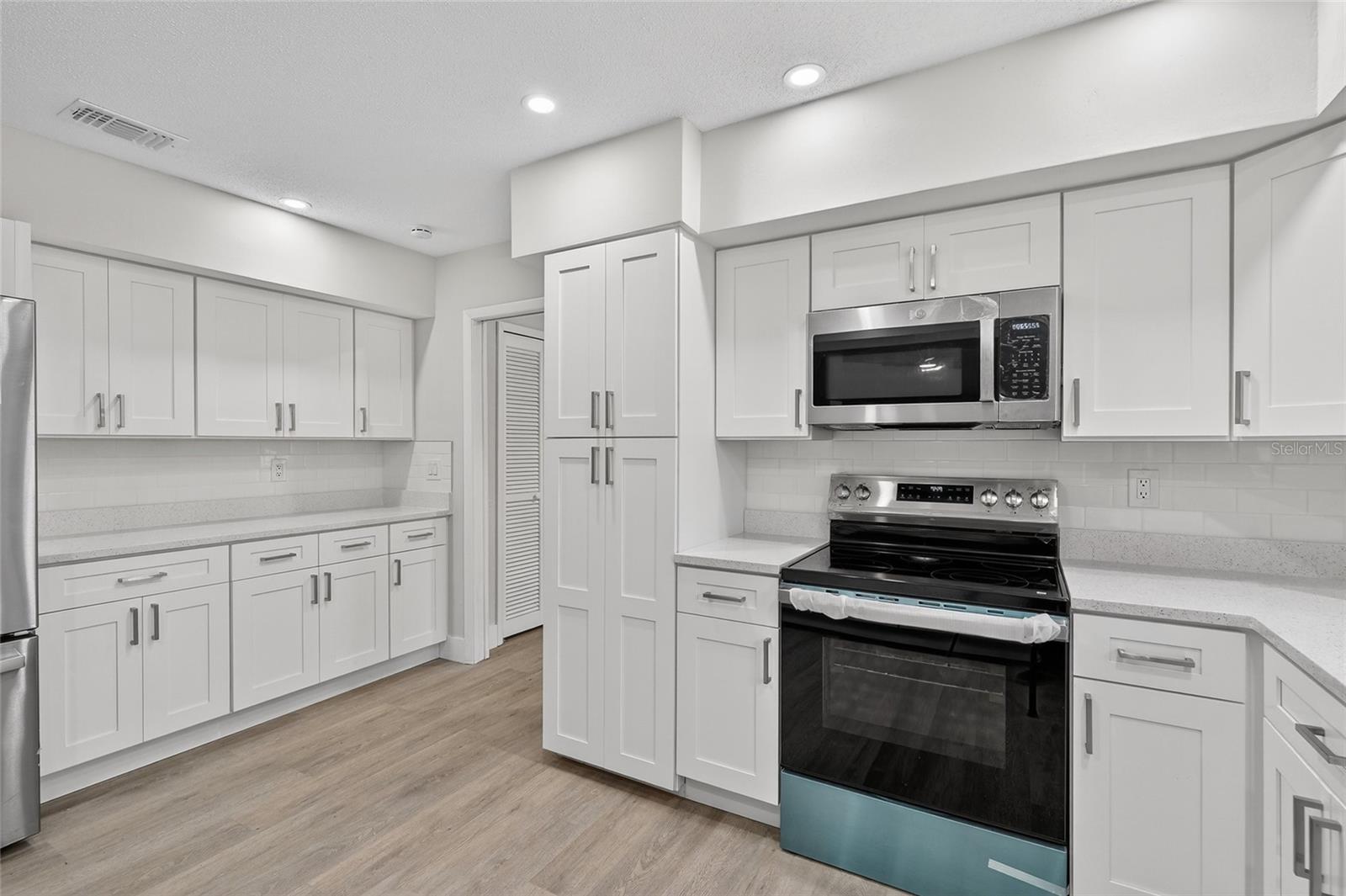 Image 29 of 49 For 310 Country Circle Drive W