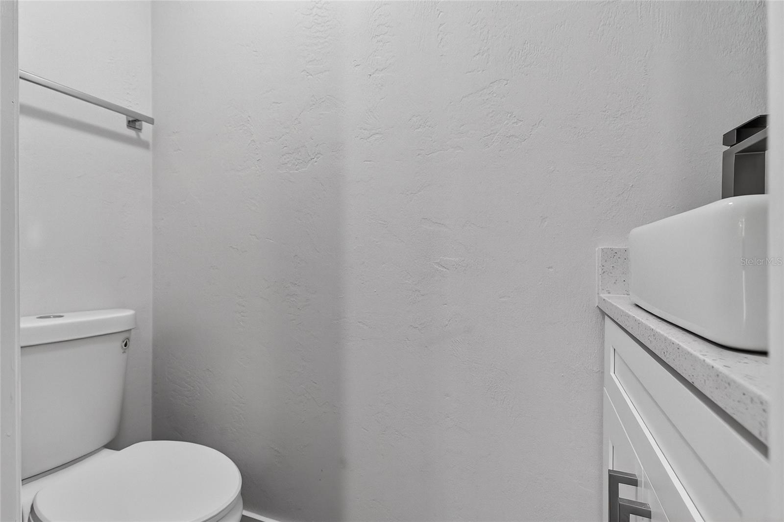 Image 32 of 49 For 310 Country Circle Drive W