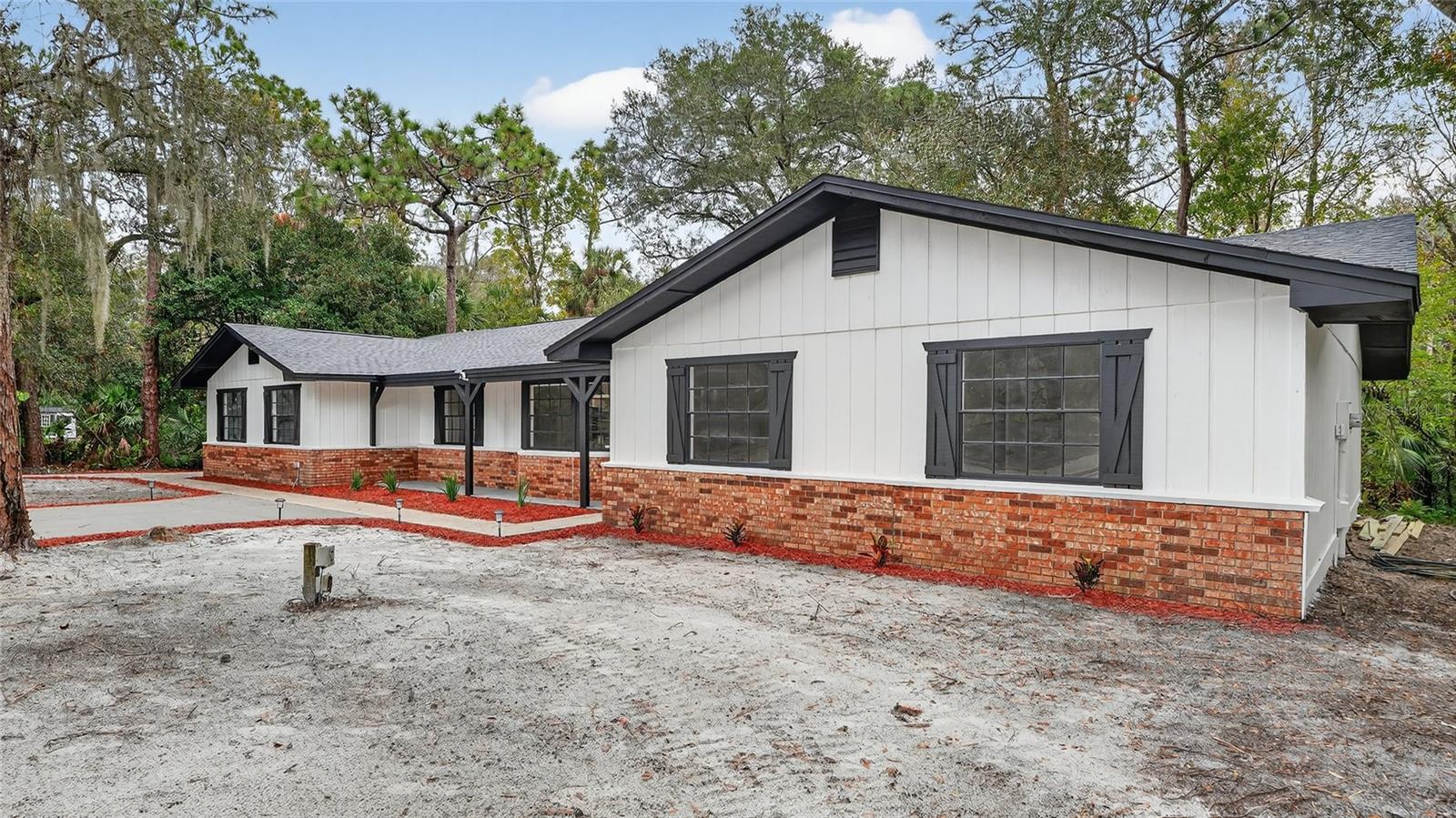 Image 38 of 49 For 310 Country Circle Drive W