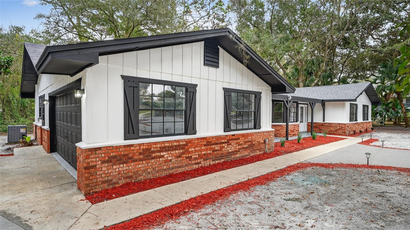 Image 39 of 49 For 310 Country Circle Drive W