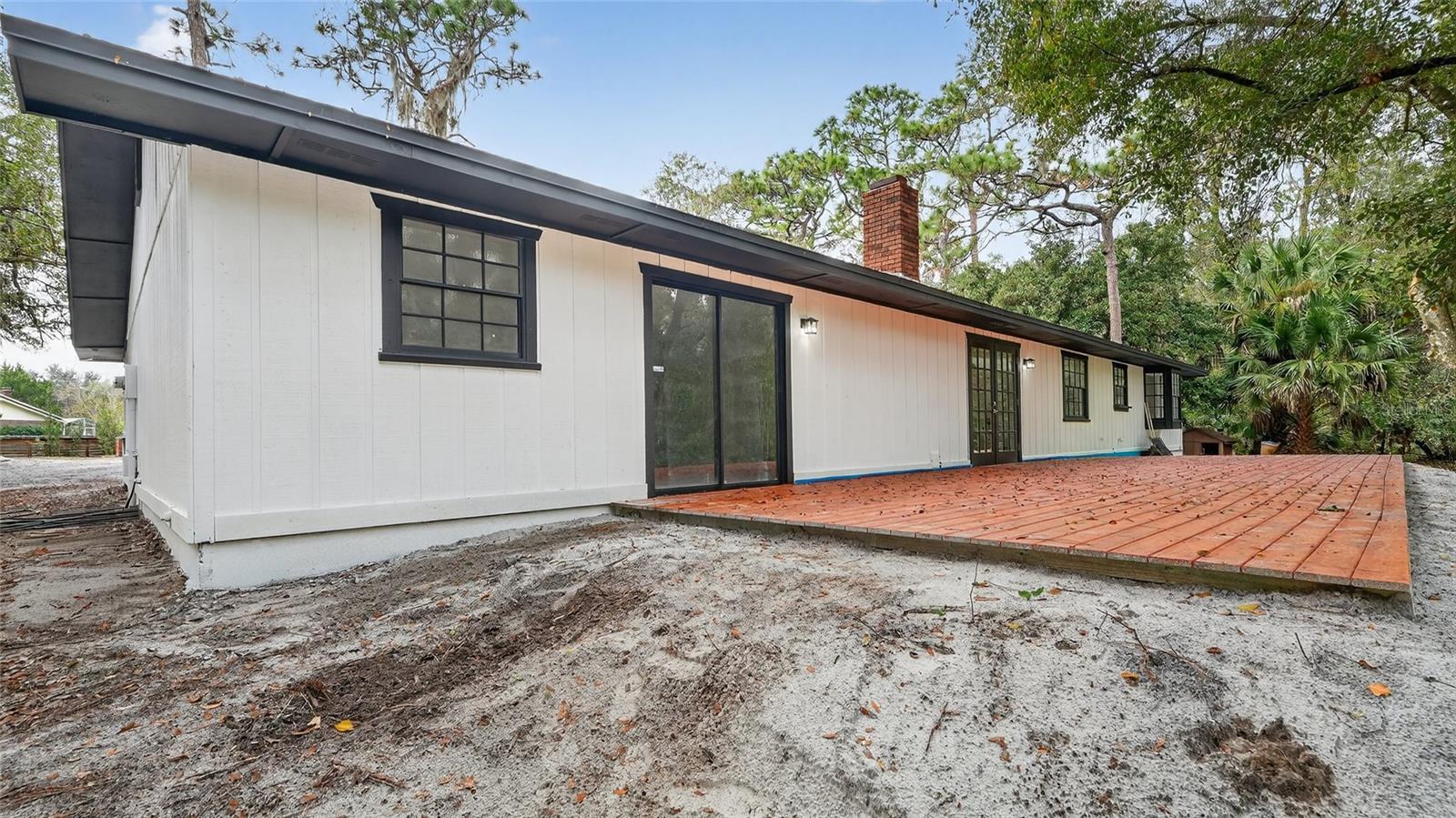 Image 41 of 49 For 310 Country Circle Drive W