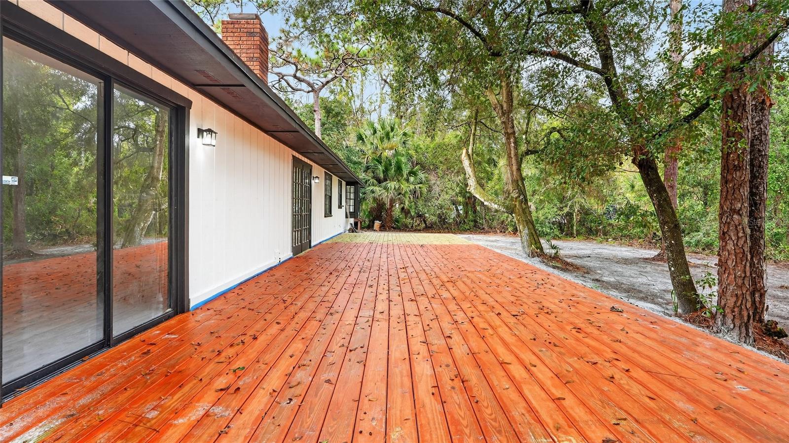 Image 42 of 49 For 310 Country Circle Drive W