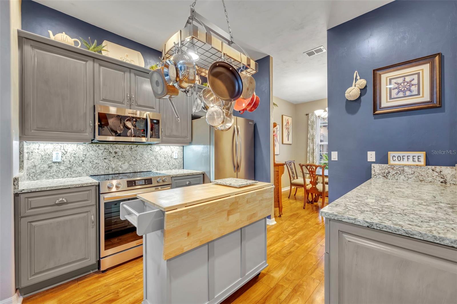 Image 7 of 32 For 3617 Casello Drive