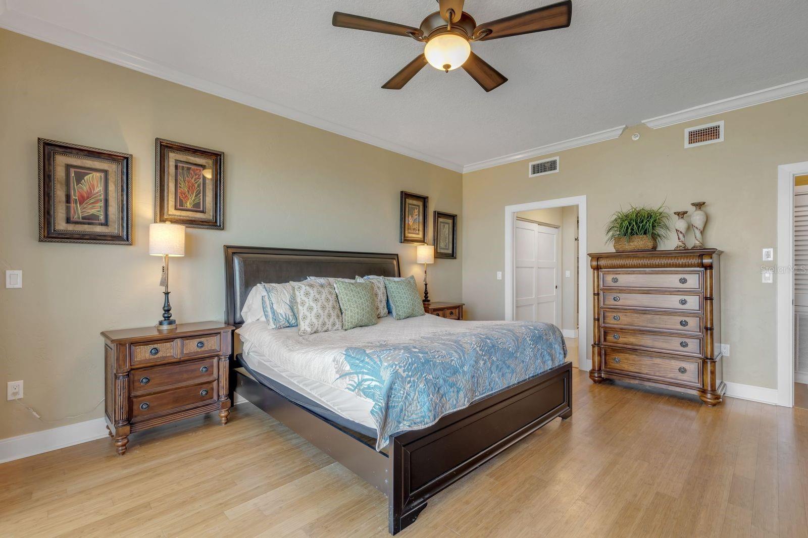 Image 36 of 77 For 257 Minorca Beach Way 1405