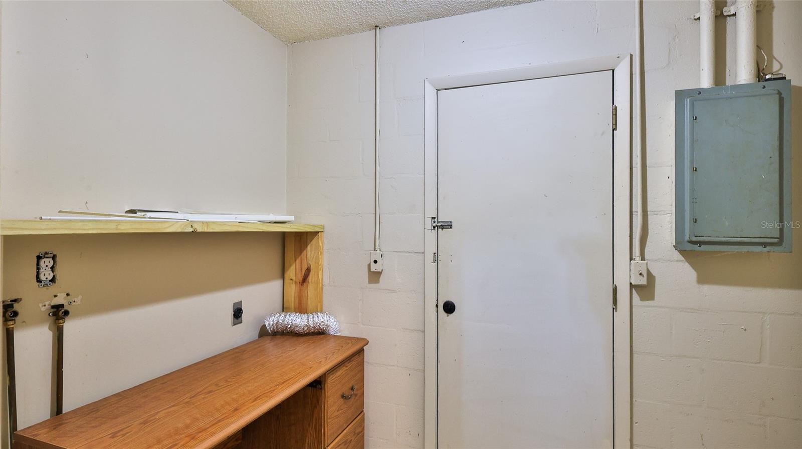 Image 10 of 27 For 1802 Fern Palm Drive