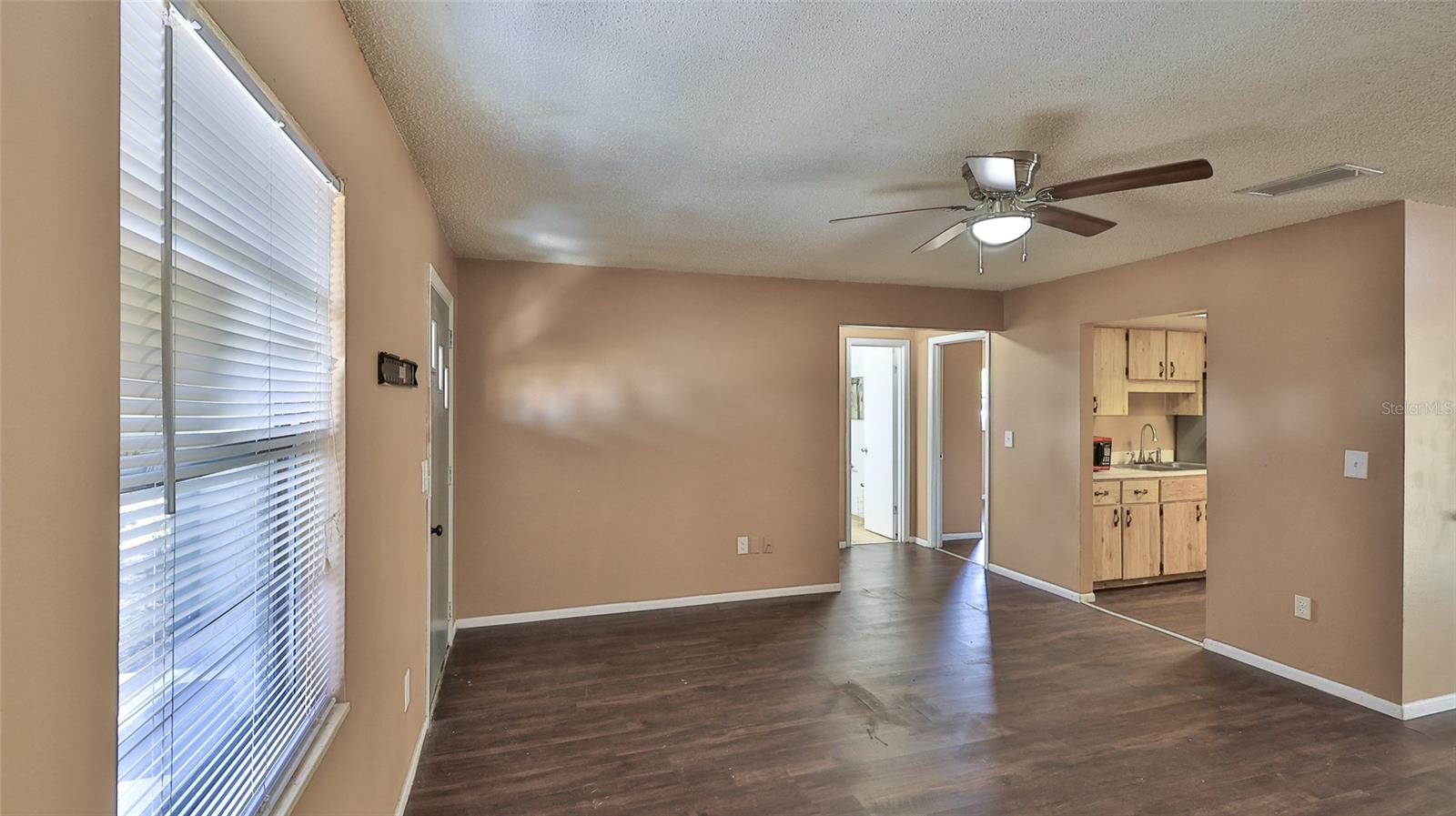 Image 8 of 27 For 1802 Fern Palm Drive