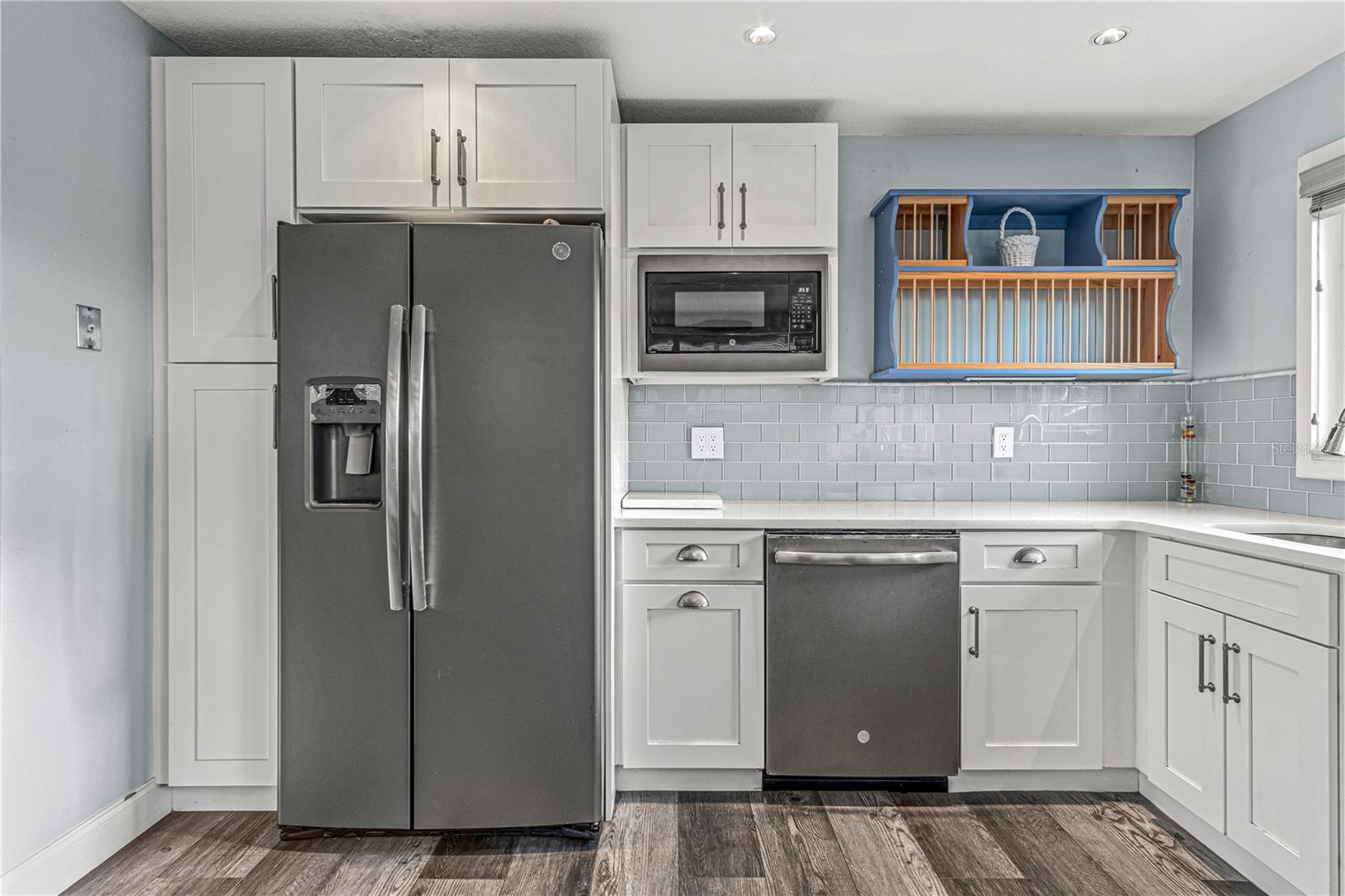 Image 21 of 41 For 4638 Van Kleeck Drive