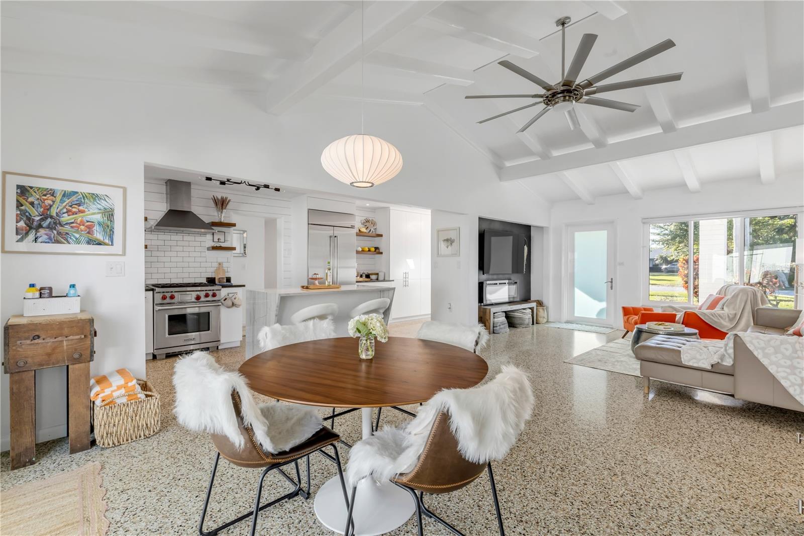 Image 14 of 76 For 905 Peninsula Avenue