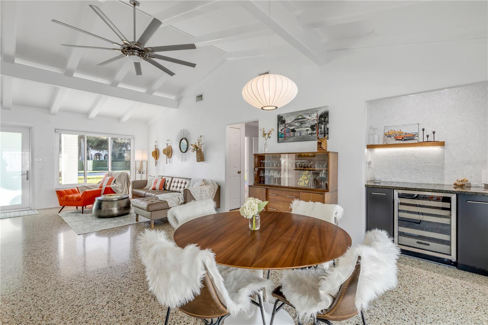 Image 15 of 76 For 905 Peninsula Avenue