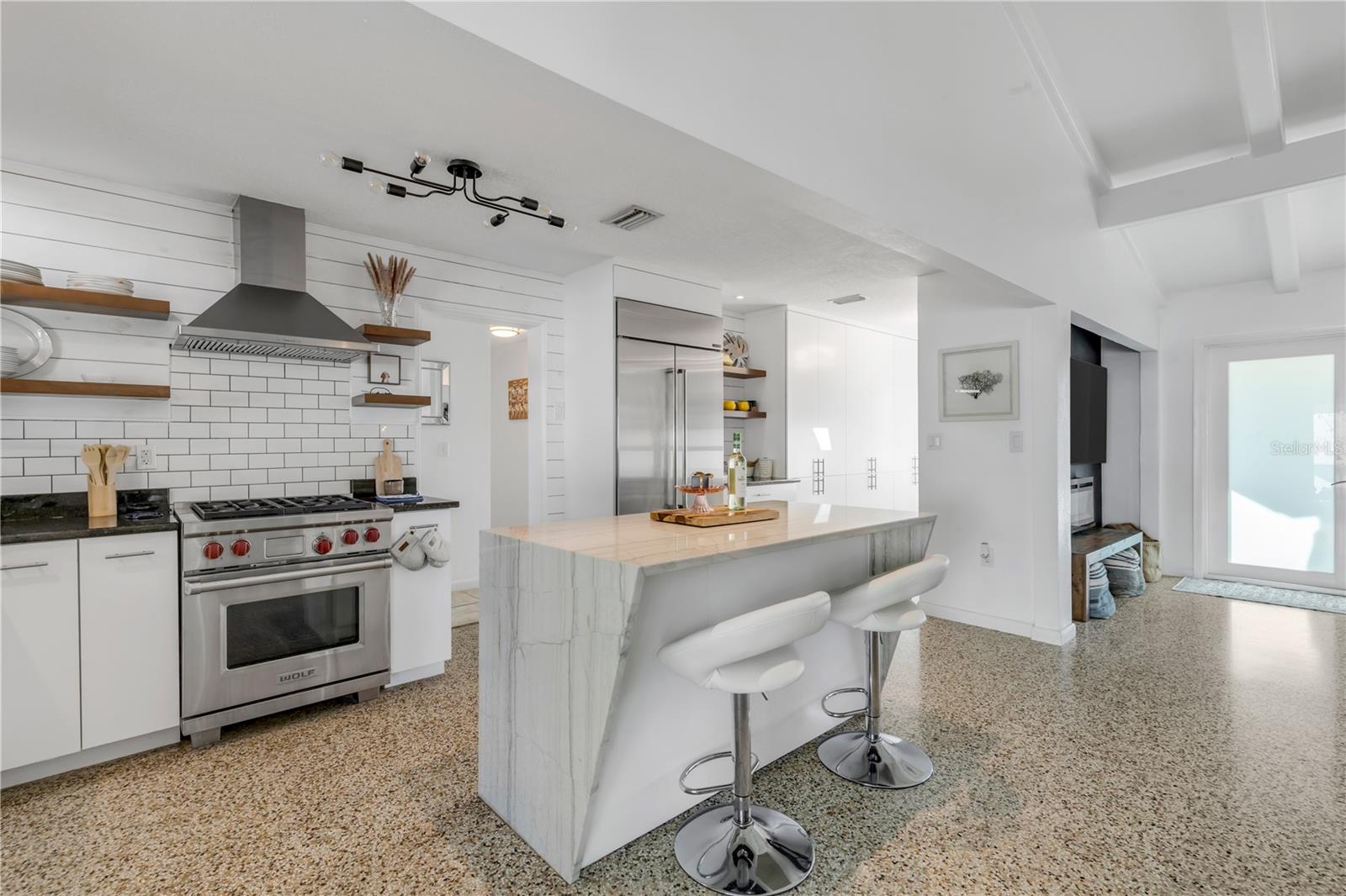 Image 20 of 76 For 905 Peninsula Avenue