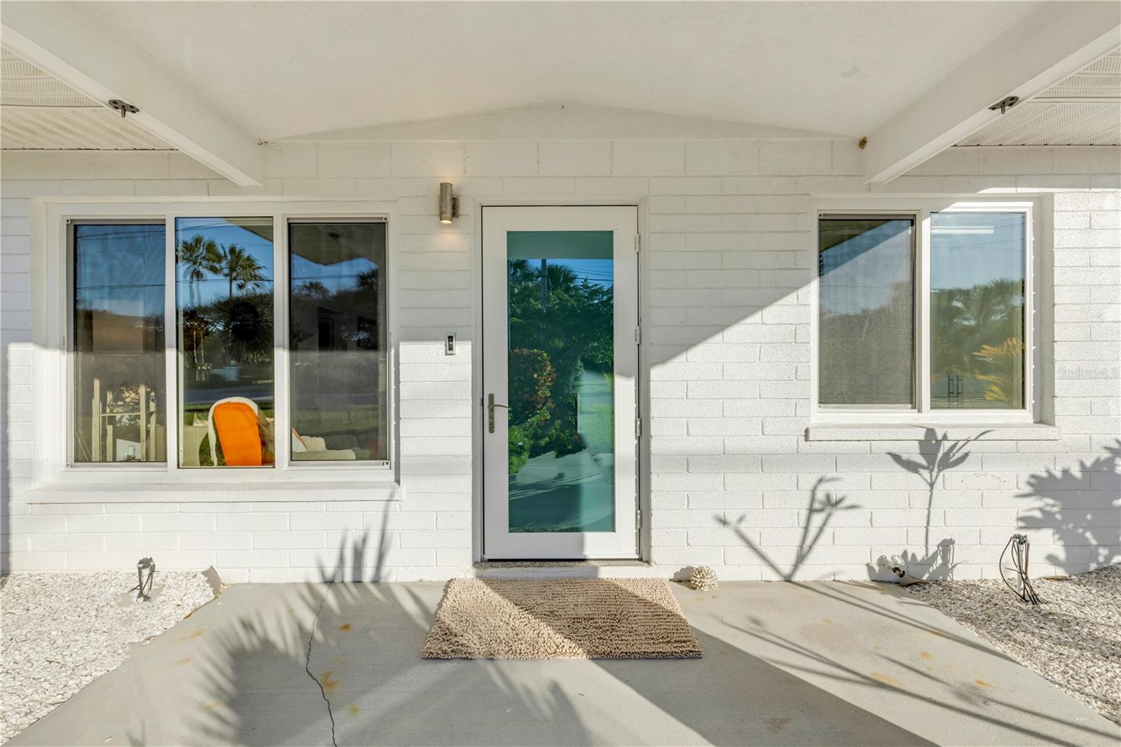 Image 6 of 76 For 905 Peninsula Avenue