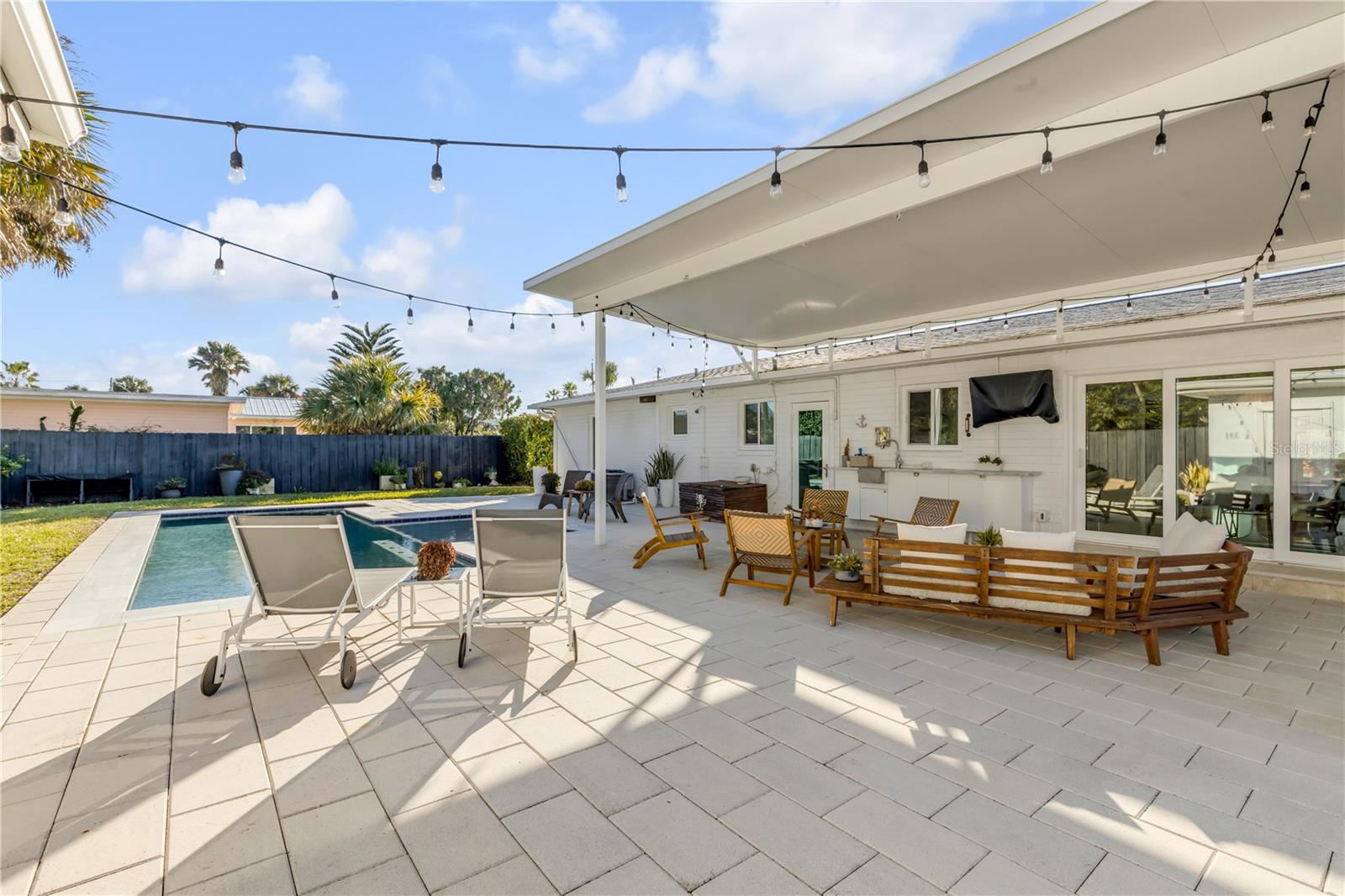 Image 64 of 76 For 905 Peninsula Avenue