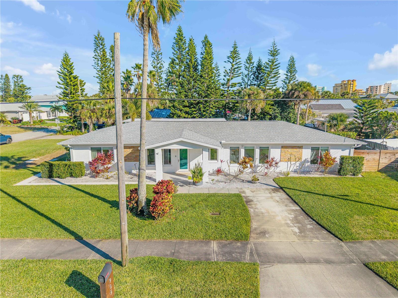 Image 75 of 76 For 905 Peninsula Avenue