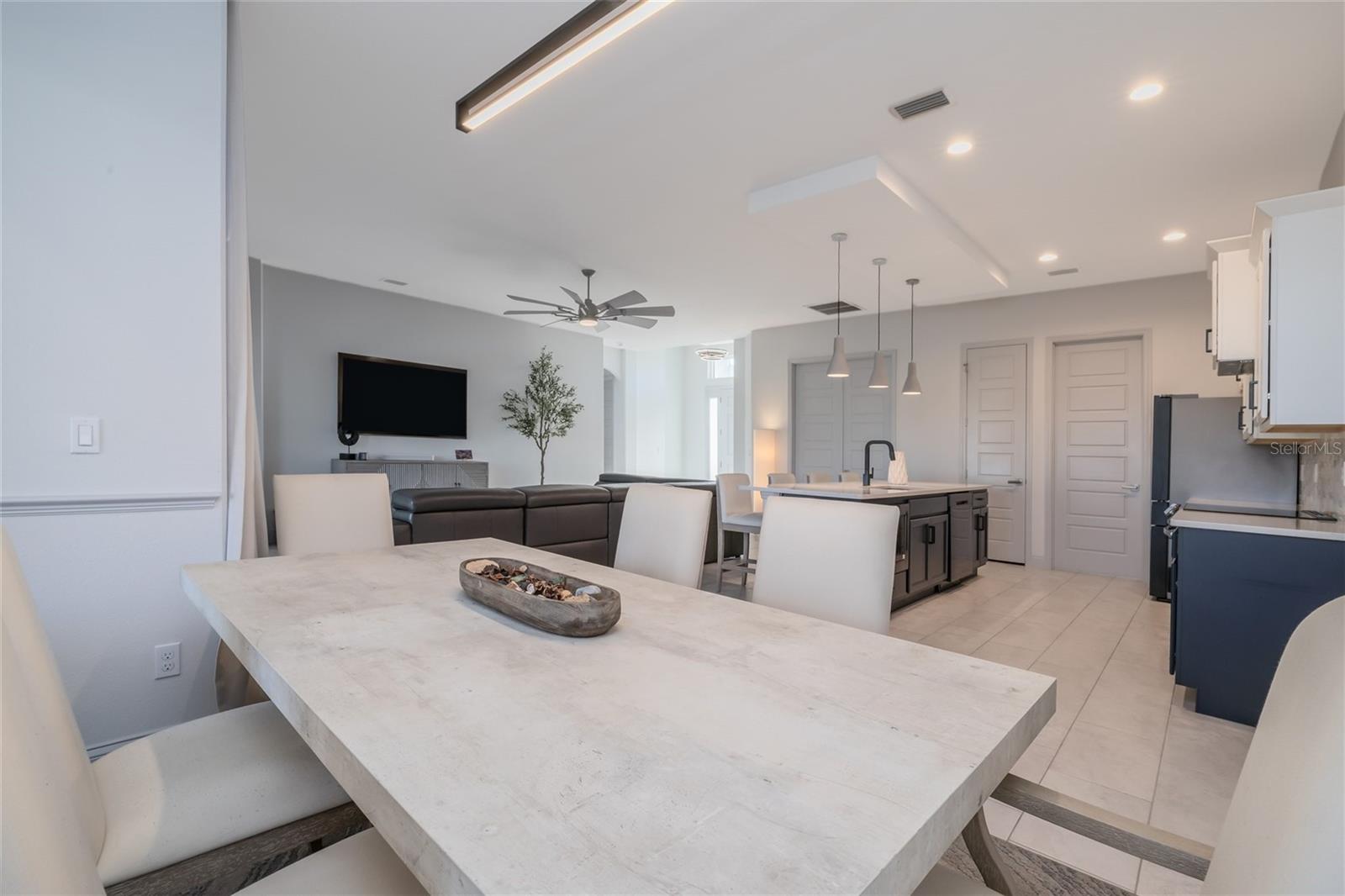 Image 30 of 52 For 1567 Lake Reserve Drive